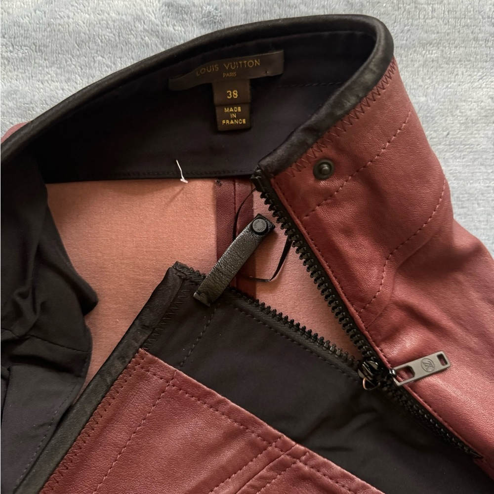 Louis Vuitton leather skirt - Picture 3 of 11